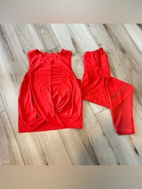 Old Navy Orange Red Active Twist-Front Workout Set